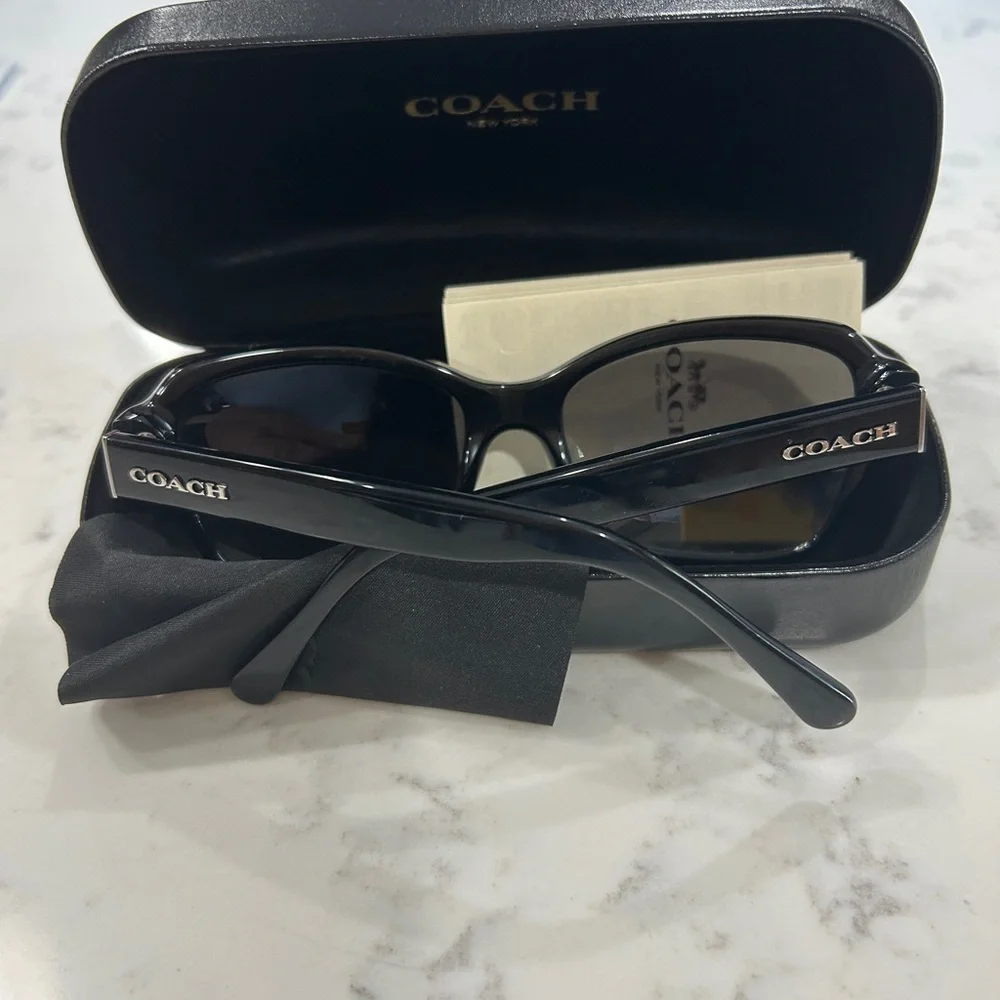 Women’s Coach Sunglasses, HC8232, NWOT